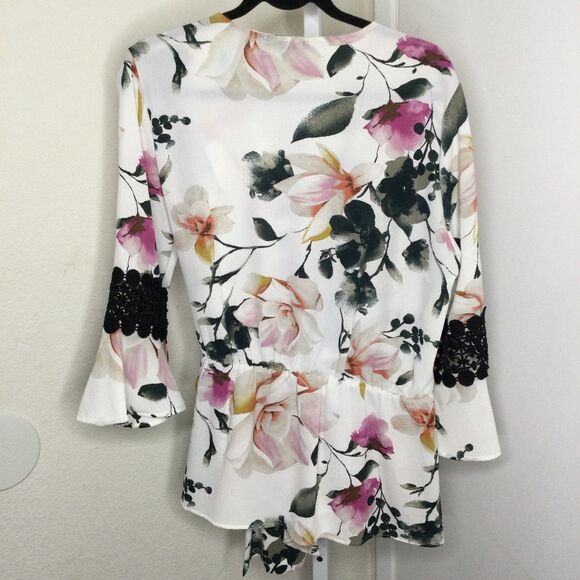 Relativity Blouse - Picture 5 of 5